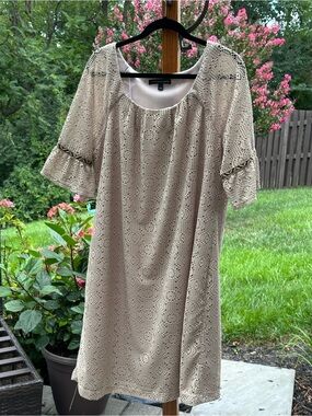Chris McLaughlin 14W Beige Lace Shift Dress Bell Sleeve Boho